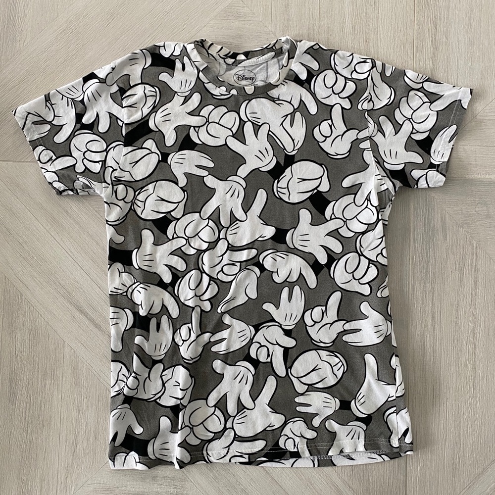 Mens’s Elevenparis Mickey Mouse Glove Print Shirt